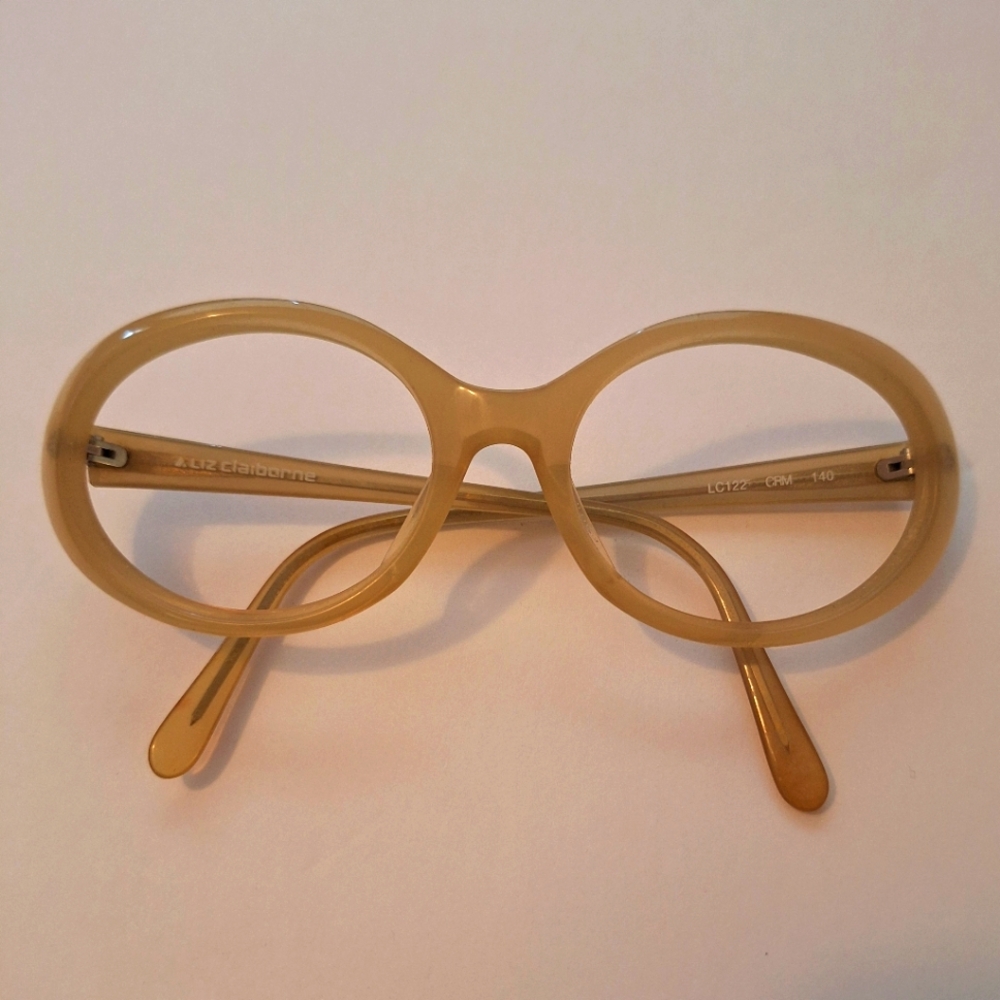 LIZ CLAIBORNE LC122 Eyeglasses Frame 55-15-140 Oval CRM Cream